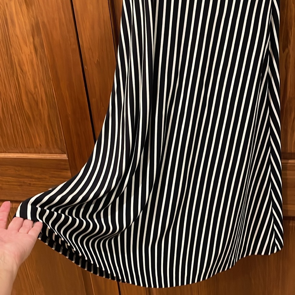 Banana Republic Off the Shoulder Striped Dress NWT Size 6 Black & White Preppy - Picture 6 of 12